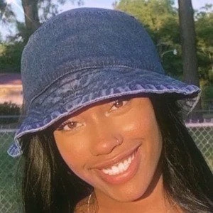 Nicole Stephens - Bio, Networth, Family, Age, Birthdate & More