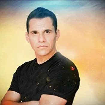 Steve Cardenas - Height, Bio, Wiki, Family, Birthplace, Networth & More