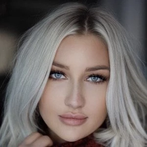 Ashleigh Jade Stewart Biography