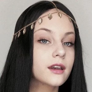 Hayley Stewart Biography