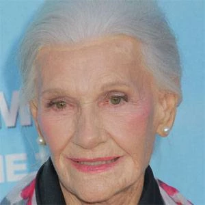 Peggy Stewart Biography