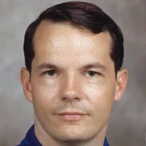 Robert Stewart - Date Of Birth, Bio, Birthdate, Parents, Networth & More