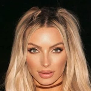 Holly Stocks - Age, Bio, Birthdate, Family, Networth & More