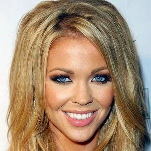 Carrie Stroup - Wiki, Bio, Networth, Birthdate, Family & More