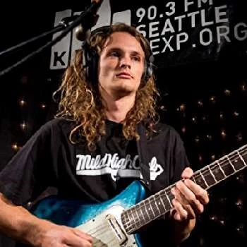 Stu Mackenzie - Age, Bio, Birthdate, Family, Networth & More