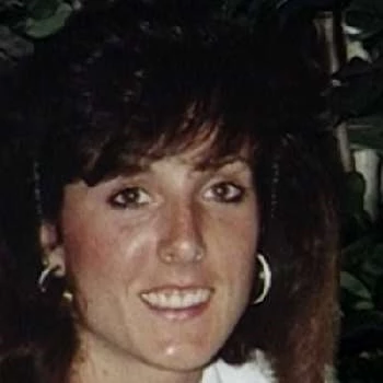 Su Taraskiewicz Biography