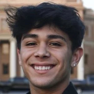 JJ Subia - Networth, Bio,Birthdate, Family, Wiki & More