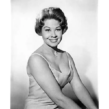 Sue Ane Langdon - Age, Bio, Career, Family, Wiki, Networth & More