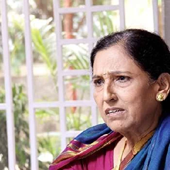 Suhasini Deshpande - Age, Bio, Birthdate, Family, Networth & More