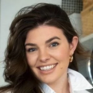 Clare Sullivan - Networth, Bio, Wiki, Family, Birthday, Networth & More