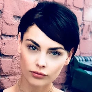 Teela Sullivan - Biography, Birthday, Wiki, Family, Networth & More