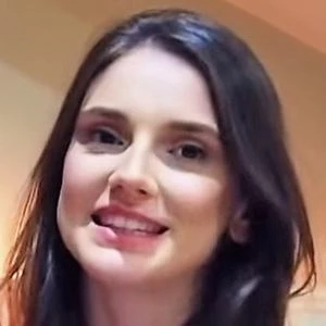 Asli Sumen - Income, Birthday, Family, Bio, Networth & More