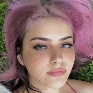 Summerdoes - Age, Height, Birthdate, Bio, Family, Networth & More