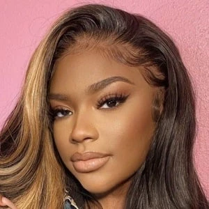 Summerella Biography