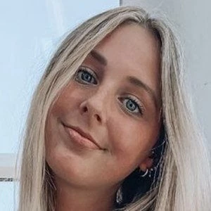 Maya Summers - Date Of Birth, Bio, Birthdate, Parents, Networth & More