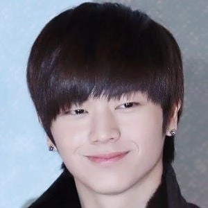 Yook Sungjae - Birthdate, Age, Family, Bio, Networth & More