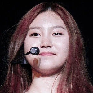 Bae Sungyeon - Bio, Networth, Family, Age, Birthdate & More