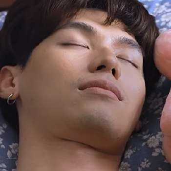 Suphakorn Sriphothong - Age, Bio, Birthdate, Family, Networth & More