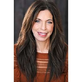 Susanna Fuggetta Phillips - Age, Bio, Birthdate, Family, Networth & More