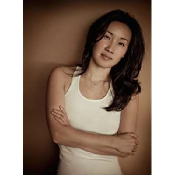 Susie Lee - Age, Bio, Birthdate, Family, Networth & More