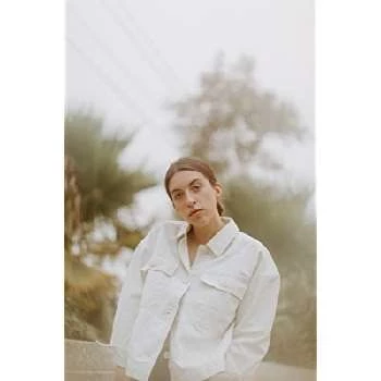 Susie Yankou Biography