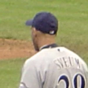 Dale Sveum - Wiki, Bio, Networth, Birthdate, Family & More