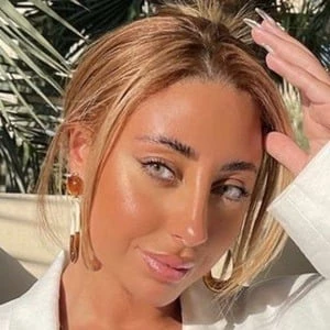 Yasmin Swann Biography