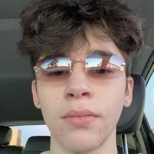 Noah Sweeney Biography