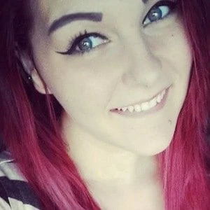 Elizabeth Sweet - Age, Bio, Birthdate, Family, Networth & More