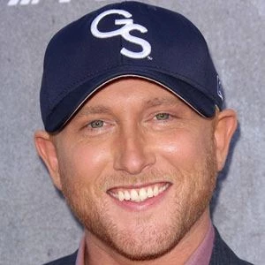 Cole Swindell Biography