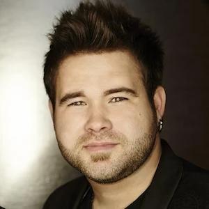 Zach Swon - Age, Height, Birthdate, Family, Wiki & More