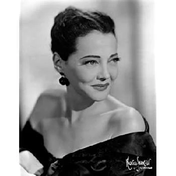 Sylvia Sidney - Age, Bio, Career, Family, Wiki, Networth & More