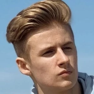 Symfuhny Biography