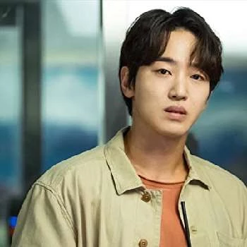 Tae-sun Lee - Age, Bio, Birthdate, Family, Networth & More