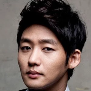 Lee Tae-sung - Age, Height, Birthdate, Family, Wiki & More