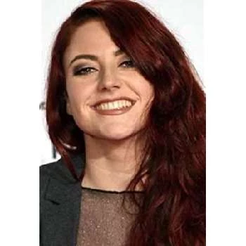 Tahnee Schaffarczyk - Family, Bio, Birthday, Family, Income & More