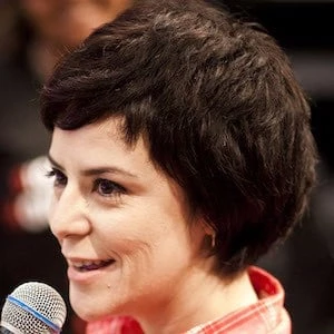 Fernanda Takai - Bio, Networth, Family, Age, Birthdate & More