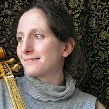 Tamsin Lewis - Age, Bio, Birthdate, Family, Networth & More