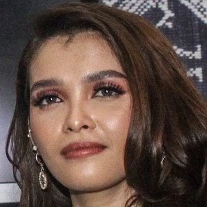 KZ Tandingan - Profession, Biography, Birthdate, Family, Wiki & More