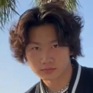 Ryan Tang Biography