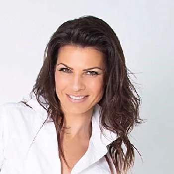 Tania Meneguzzi Biography