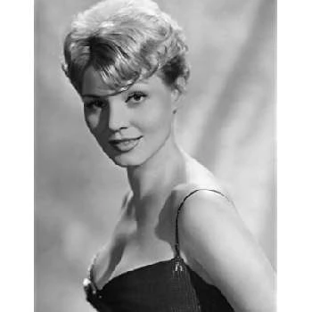 Tania Velia - Networth, Biography, Birthdate, Family & More