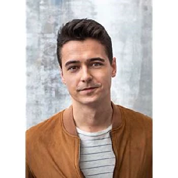 Tanner Zipchen - Age, Bio, Birthdate, Family, Networth & More