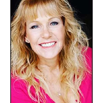 Tara Levine - Age, Bio, Birthdate, Family, Networth & More