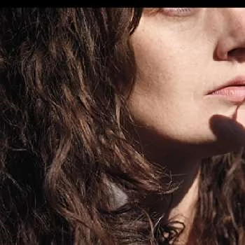 Tara Rule - Age, Bio, Birthdate, Family, Networth & More