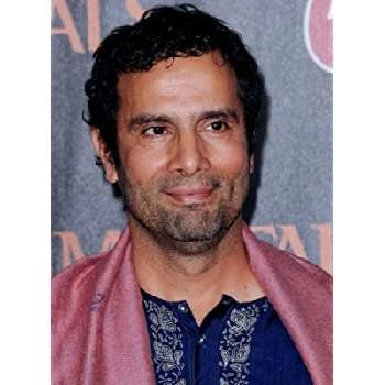 Tarsem Singh Biography