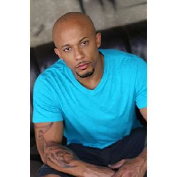 Taurus Davis - Age, Bio, Birthdate, Family, Networth & More