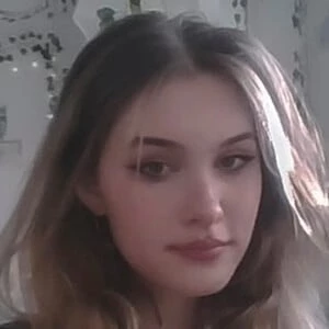 Leyla Tavas - Bio, Networth, Family, Age, Birthdate & More