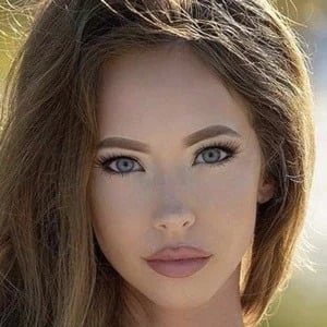 Amanda Taylor Biography