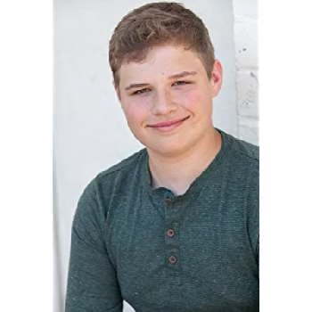 Taylor Carrott - Age, Bio, Birthdate, Family, Networth & More